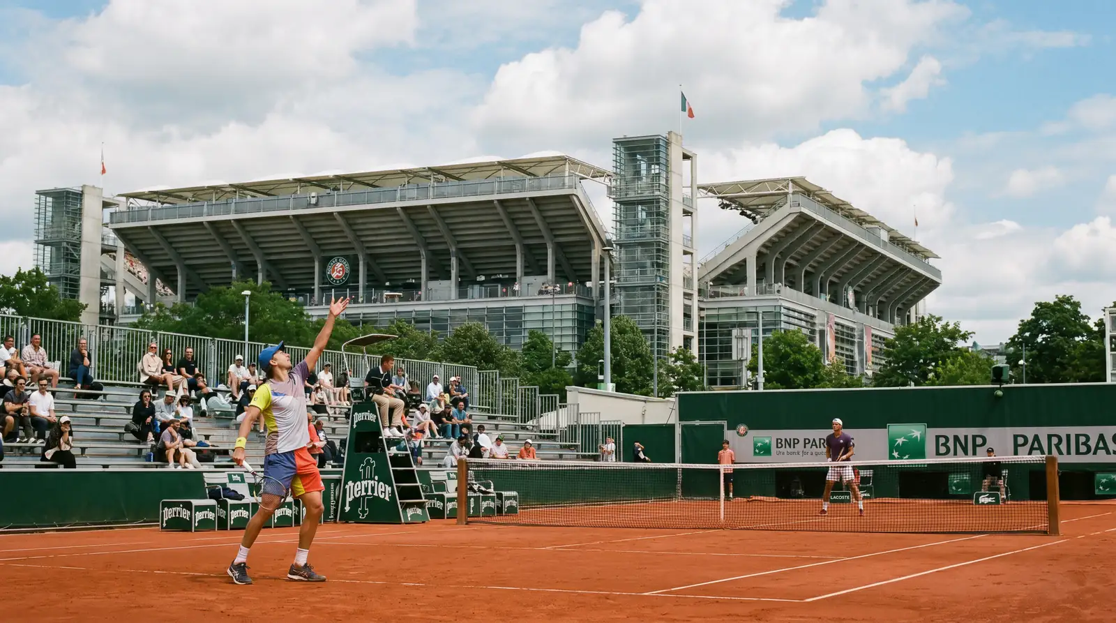Grand Slam first-round match between top seed and qualifier on court